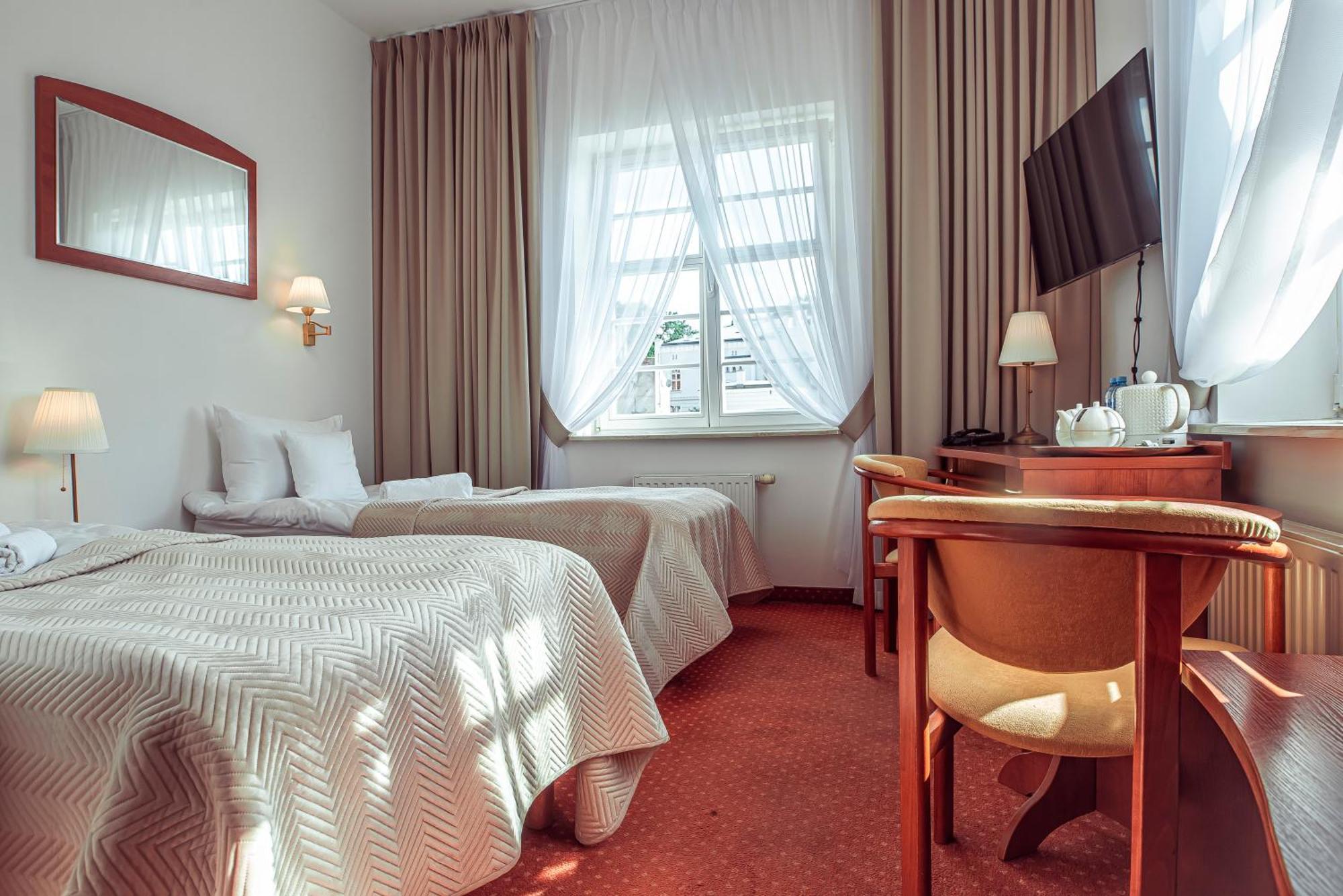 Hotel Maxim 크비드진 외부 사진